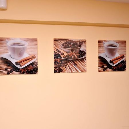 Pokoje I Apartamenty Iwona Цехоцинек Экстерьер фото