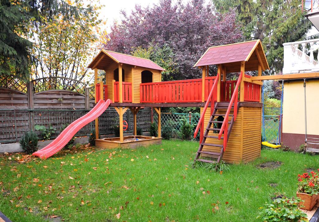 Pokoje I Apartamenty Iwona Цехоцинек Экстерьер фото